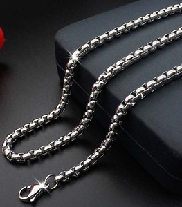 Collier à chaîne en acier inoxydable pour homme - Product Image 2