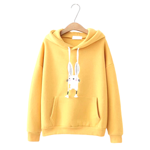 Venta al por mayor conejito bordado precio barato mujeres ropa atlética sudaderas con capucha de manga completa transpirable - Product Image 4