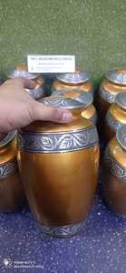 Suministros funerarios de cremación con grabado de hoja de aluminio, urna de cremación de alta calidad, Brassworld, India - Product Image 6