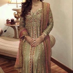 Nuevo. Elegante y elegante. Hermosa pesado kurta con pantalón vestido con hermosos trabajos para fiesta boda/= 2020 - Product Image 1