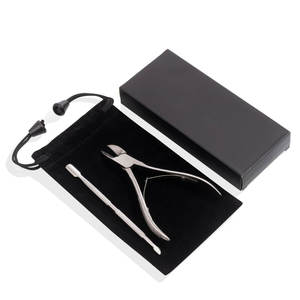 ชุดเครื่องมือตัดหนังกำพร้าเล็บ สแตนเลส พร้อมที่ดันหนังกำพร้า ที่ตัดเล็บ และที่ตัดหนังกำพร้าแบบปากกว้าง สำหรับเล็บหนาที่มือ/เท้า - Product Image 1