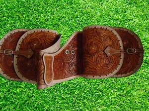 Bolsas de sillín de salto con herramientas manuales de cuero genuino para caballos Suministros ecuestres con bolsa de sillín de caballo de cuero - Product Image 2