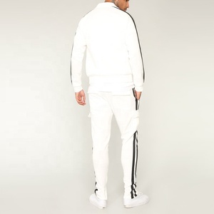 Venta al por mayor de moda OEM personalizado hombres sudadera Slim Jogging traje liso chándales - Product Image 3