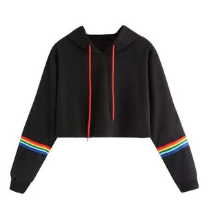 Haut à capuche court pour femmes grande taille, idéal pour la gym et l'entraînement, en molleton sport de haute qualité, brodé et délavé, pour l'automne, l'hiver et le printemps - Product Image 1