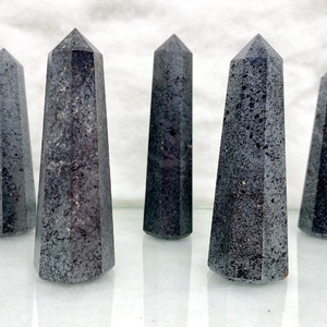 Venta al por mayor de obeliscos de hematita natural, puntas de torre, tallas de piedras preciosas de cristal para Feng Shui Reiki, decoración del hogar, diseño de ágata Alfazal - Product Image 1