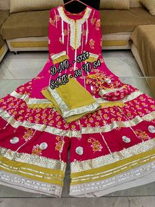 ชุดคุर्ติสีชมพูเข้มพร้อมชารารา ผ้าคุณภาพดีเยี่ยม คุर्ติประดับลูกไม้กอต้าปาตติอย่างดี และผ้าชีฟองดูปัตตา ชุดสلوارโดยรอยัล เอ็กซ์ปอร์ต - Product Image 5