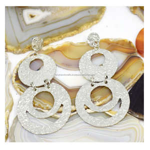 Pendientes de fiesta de playa de verano chino 2026, joyería, pendientes redondos de Navidad, pendientes redondos rojos con cuentas, joyería - Product Image 2