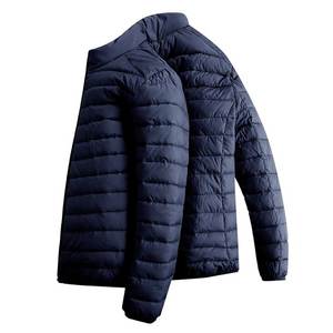 Chaqueta acolchada North personalizada para hombre y mujer, cuello con capucha de tela transpirable, estilo formal disponible en todos los colores para la temporada de invierno - Product Image 2