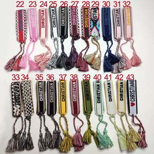 สร้อยข้อมือมิตรภาพทอมือคุณภาพสูง - Product Image 1