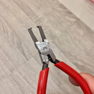 Kìm Cắt Phẳng Không Gian Hẹp Cho Sprue Model L S55C Thép Carbon Cao Với Đầu Cắt L Chức Năng Lò Xo Lớp Phủ PVC Xử Lý - Product Image 4