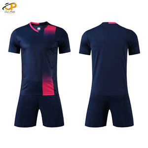 Conjunto de uniformes de fútbol de alta calidad, logotipo personalizado impreso, bueno para entrenamiento y fabricación de camisetas de equipos de fútbol, ropa de uniforme - Product Image 4