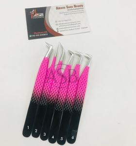 Pinzas de pestañas profesionales Ombre de dos tonos rosa y negro Agarre de diamante Acero inoxidable sostenible con punta puntiaguda - Product Image 2