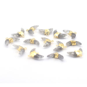 Quartz rutilé noir de 15 à 17 mm avec bélière en forme de lune, connecteur plaqué or pour la fabrication de bijoux - Product Image 2