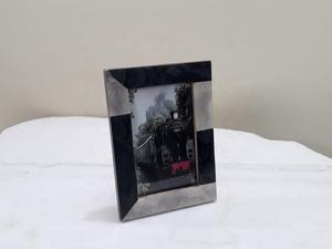 Black and Ivory Resin Decorative Photo <b>Frame</b> <b>Picture</b> <b>Frame</b> Hot Selling for Home Decor - Product Image 2