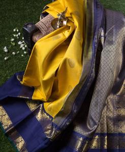 Vàng Và Xanh Lichi Lụa Mới Thiết Kế Bên Mặc Sarees Mới Giá Bán Buôn Bộ Sưu Tập - Product Image 2