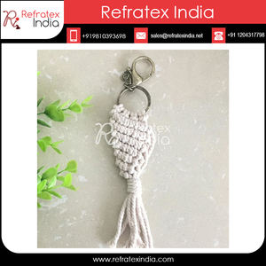 LLavero de macramé de algodón hecho a mano, bolsa decorativa - Product Image 4