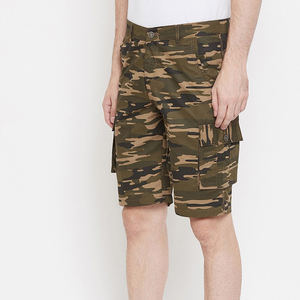 Pantalones cortos deportivos cargo para playa con logotipo personalizado y varios bolsillos para hombre e informales para hombre al por mayor - Product Image 3