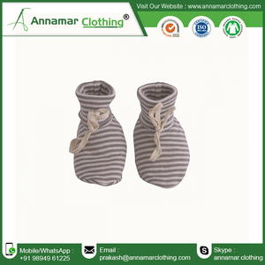 Bottines pour bébé Zutano en coton biologique à taille personnalisée pour l'hiver marque privée chaussons pour nouveaux-nés chaussons pour bébés filles en coton biologique OEM - Product Image 2