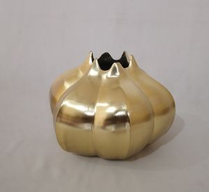 Hot Aluminum Nickel Plated Bunch of <b>Small</b> Flower <b>Vases</b> <b>Small</b> <b>Vases</b> Classic Style Mini Tabletop High Quality Unique Style <b>Vases</b> - Product Image 5