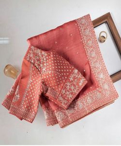 Vêtements de fête indiens Sari en soie pour femmes Vêtements traditionnels ethniques - Product Image 2