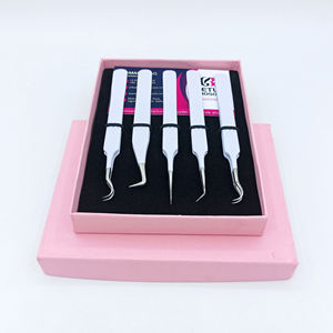 Pince à épiler pour cils en acier inoxydable de haute qualité, durable, avec revêtement en poudre blanche, double courbure à 45 degrés, longueur 10 mm - Product Image 1