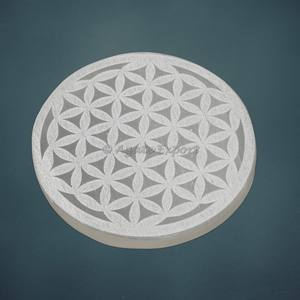 Placa de Carga de Selenita Grabada para Sanación con Cristales, con Diseño de Grabado de Símbolo de Feng Shui, para Uso como Souvenir - Product Image 1