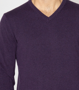 Maglione in filato di Cashmere 100% moda italiana manica lunga con scollo a V lavorato a mano per la fornitura di ODM di colore viola invernale - Product Image 5