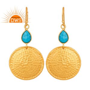 Boucles d'oreilles pendantes en argent plaqué or martelé à la main, grossiste en boucles d'oreilles turquoise bleu ciel, fournisseur de bijoux en pierres précieuses - Product Image 1