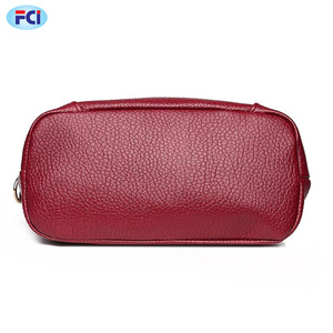 Women's Casual Leather <b>Crossbody</b> Shoulder <b>Bag</b> Zipper Closure <b>Messenger</b> <b>Bag</b> with Bucket Design - Product Image 4