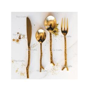 Ensemble de quatre couverts en laiton couleur or pour la cuisine et la vaisselle, ensemble de couverts à prix raisonnables - Product Image 1