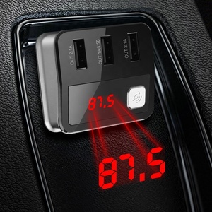 Portable Trois USB Chargeur Port Émetteur FM Chargeur de Téléphone Mains Libres Bluetooth Chargeur De Voiture - Product Image 5