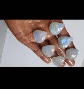 Pierre de Lune Arc-en-Ciel Pierre Naturelle Certifiée par IGI - Product Image 1