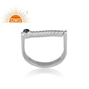 Bague en argent sterling torsadé faite à la main, tendance, avec pierre précieuse abstraite et saphir bleu, pour mariage, anniversaire, fête - Product Image 2