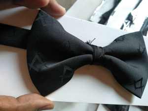 NUEVA BANDERA DE ASOCIACIÓN DE BORDADO A MANO PARA MATRONAS |   Regalía Masónica OES |   Túnica de Seda Azul, Tamaño Personalizado - Product Image 5