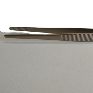 Pinces à tissus de qualité supérieure, pinces à pansements en coton, à bout arrondi, 15 cm – Instrument chirurgical en acier inoxydable, certifié CE ISO, personnalisation OEM - Product Image 1
