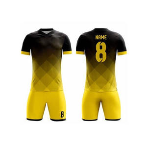 Camiseta de Fútbol Personalizada de Secado Rápido, Anti-UV, Transpirable, 100% Poliéster, Servicio OEM, Venta al por Mayor, Manga Corta, Números y Nombres Personalizados - Product Image 6