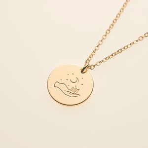 Manifestation magique céleste geste de <span class=keywords><strong>la</strong></span> main pendentif collier délicat <span class=keywords><strong>Cosmos</strong></span> lune étoile bijoux soeur meilleur ami cadeau pour les femmes - Product Image 3