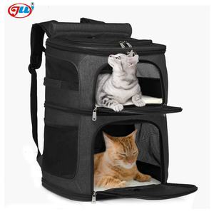 小型ペット用ダブルペットキャリアバックパック、2匹の猫用キャットバックパックキャリア、旅行/ハイキング/キャンプ用のベンチレーテッドデザイン - Product Image 1