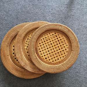 Placa de cargador de ratán Natural para boda de Vietnam - Product Image 3