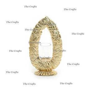 Bougeoir au design unique avec cheminée en verre en aluminium couleur or pour décor de salon - Product Image 3