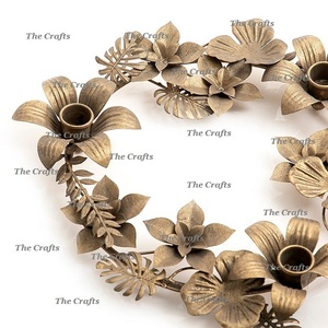 Bougeoir de conception attrayante bougeoir fait à la main en métal couleur or pour la décoration de la maison et de mariage - Product Image 6