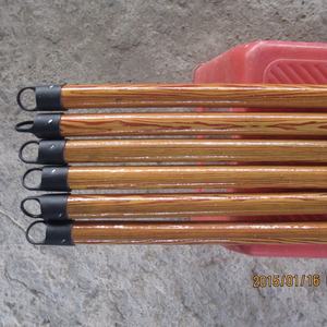 Manche en bois revêtu de PVC, balai à franges, 1200x22mm, livraison gratuite - Product Image 3
