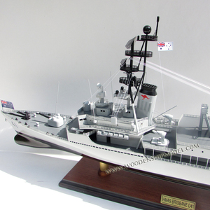 HMAS BRISBANE D41 Destructeur Modèle En Bois Fabriqué À La Main Nouveauté Cadeau Bateau Artisanat - Product Image 1