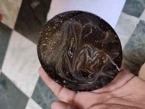 Sous-verre rond en résine Orange de haute qualité pour la décoration de la maison et la cuisine - Product Image 5