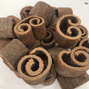 Top Quality and Cheap Price Round Cut Cassia Cinnamon made in Vietnam on sale - Product Image 2