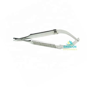 Tijeras de mango Micro Spring, 7 pulgadas (18cm), 8mm d, puntas STR - Product Image 1