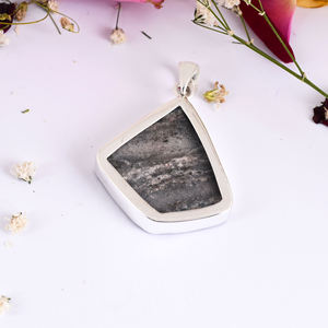 Colgante de calcita de cobalto natural Colgante de Plata de Ley 925 Calidad Cobalto Calcita Piedra preciosa Diseño hecho a mano - Product Image 4