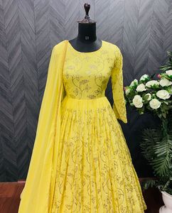 GEORGETTE ชุดทำงานปักลายแบบหนา3มม.,มาพร้อมกับงานปักแขนยาวเต็มตัวและสำหรับ DUPATTA ขอบเขตแดนน้อยลง - Product Image 5