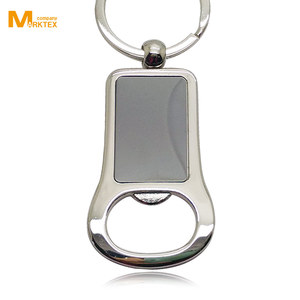 Llavero abrebotellas personalizado para eventos - Product Image 1