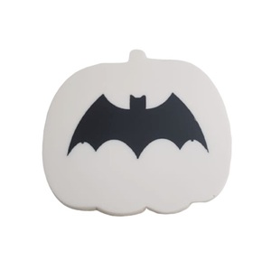 แผ่นรองแก้วเครื่องดื่มดีไซน์แฟนซีแผ่นรองแก้วสีเขียวแบบใหม่ทำจากเรซิ่นแผ่นรองแก้วสีเขียวโบราณ - Product Image 5